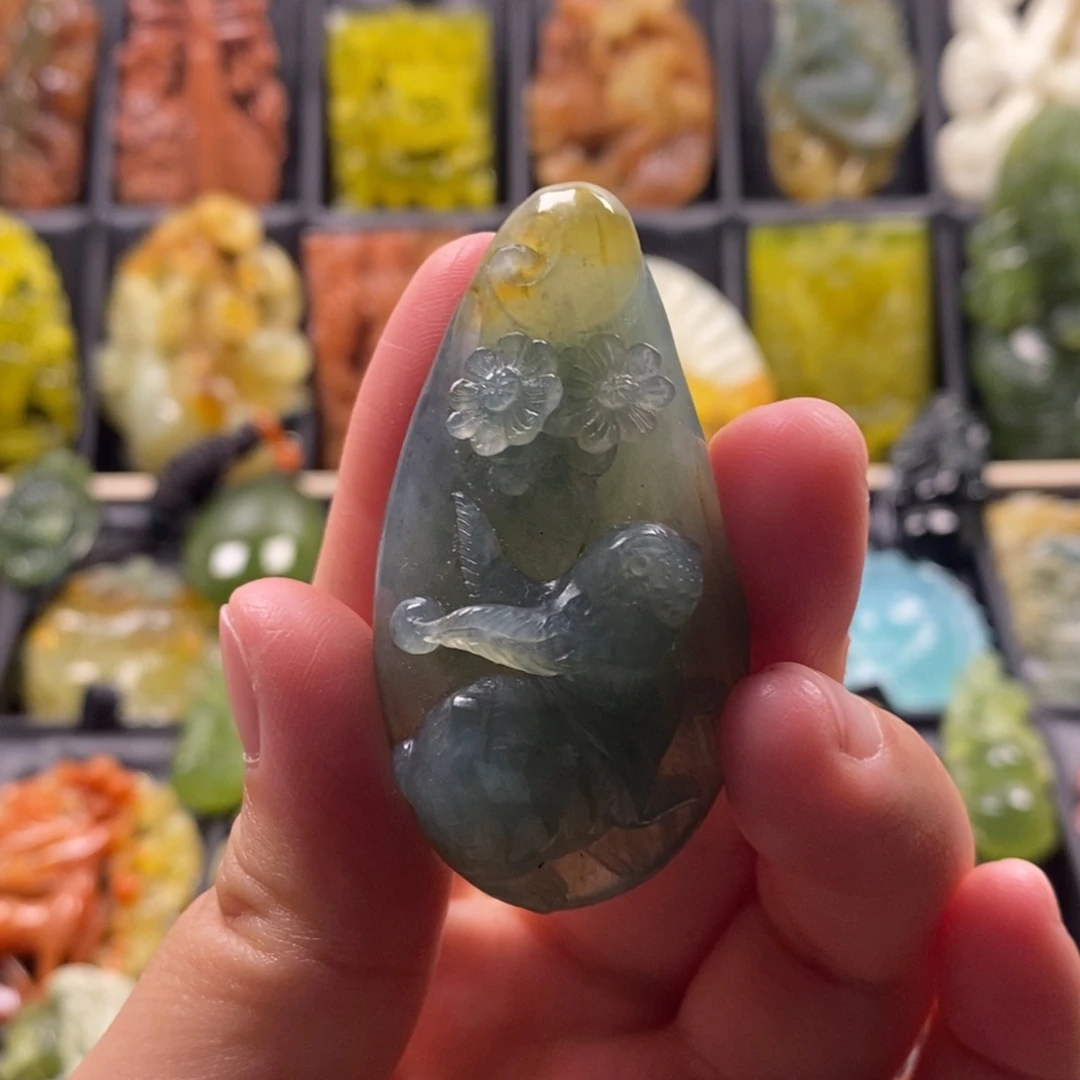 蛇纹石玉合金颈饰