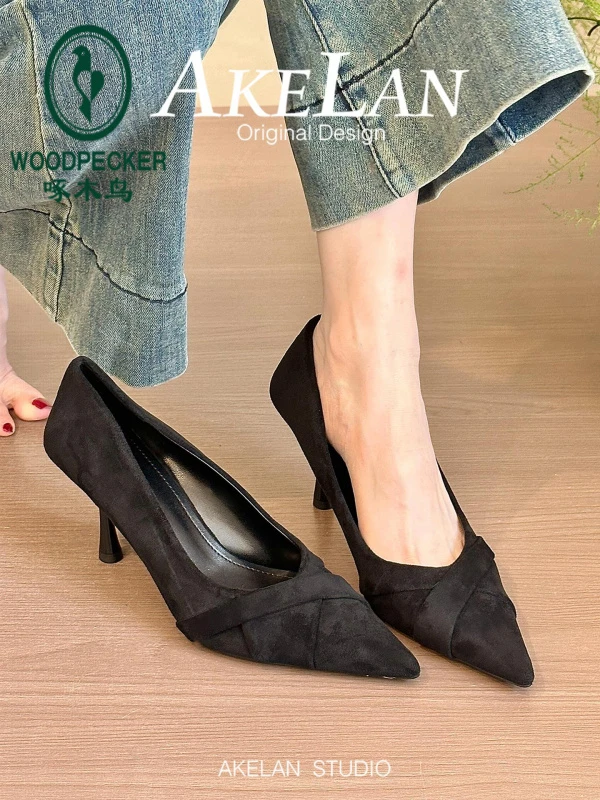 啄木鸟黑色尖头高跟鞋女细跟气质百搭通勤工作女鞋绒面浅口单鞋