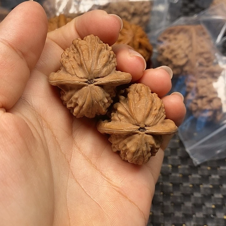 文玩核桃把件大红袍20