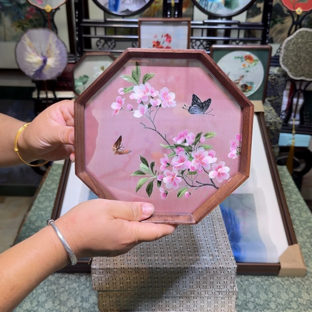 刺绣手工苏绣工艺制作技艺精湛