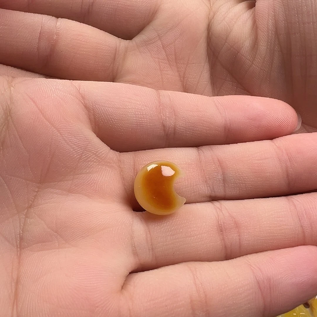 蜜蜡颈饰未镶嵌月亮提溜（打孔不退换）