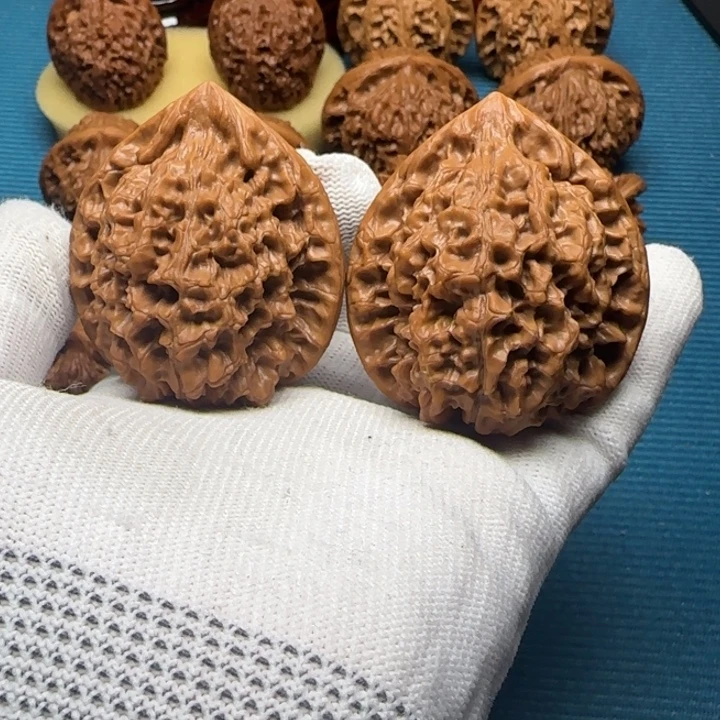 文玩核桃把件47官帽