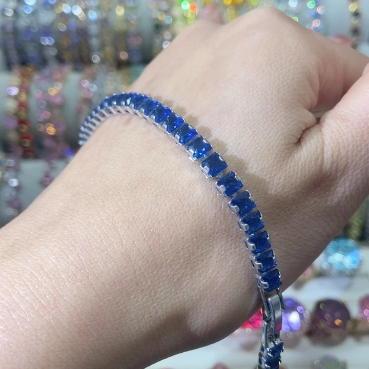 66锆石（处理）手链