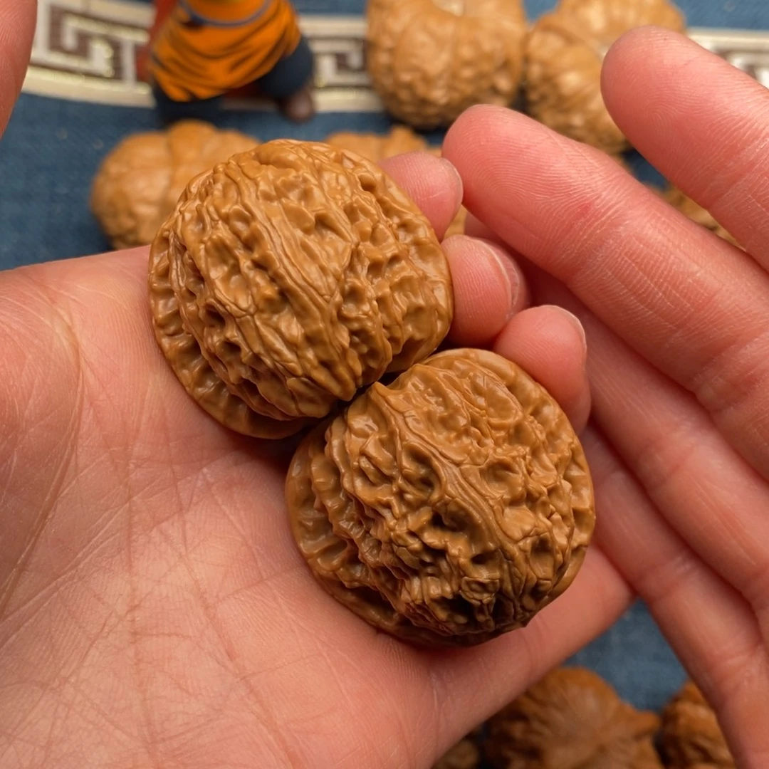 文玩核桃把件35白狮子