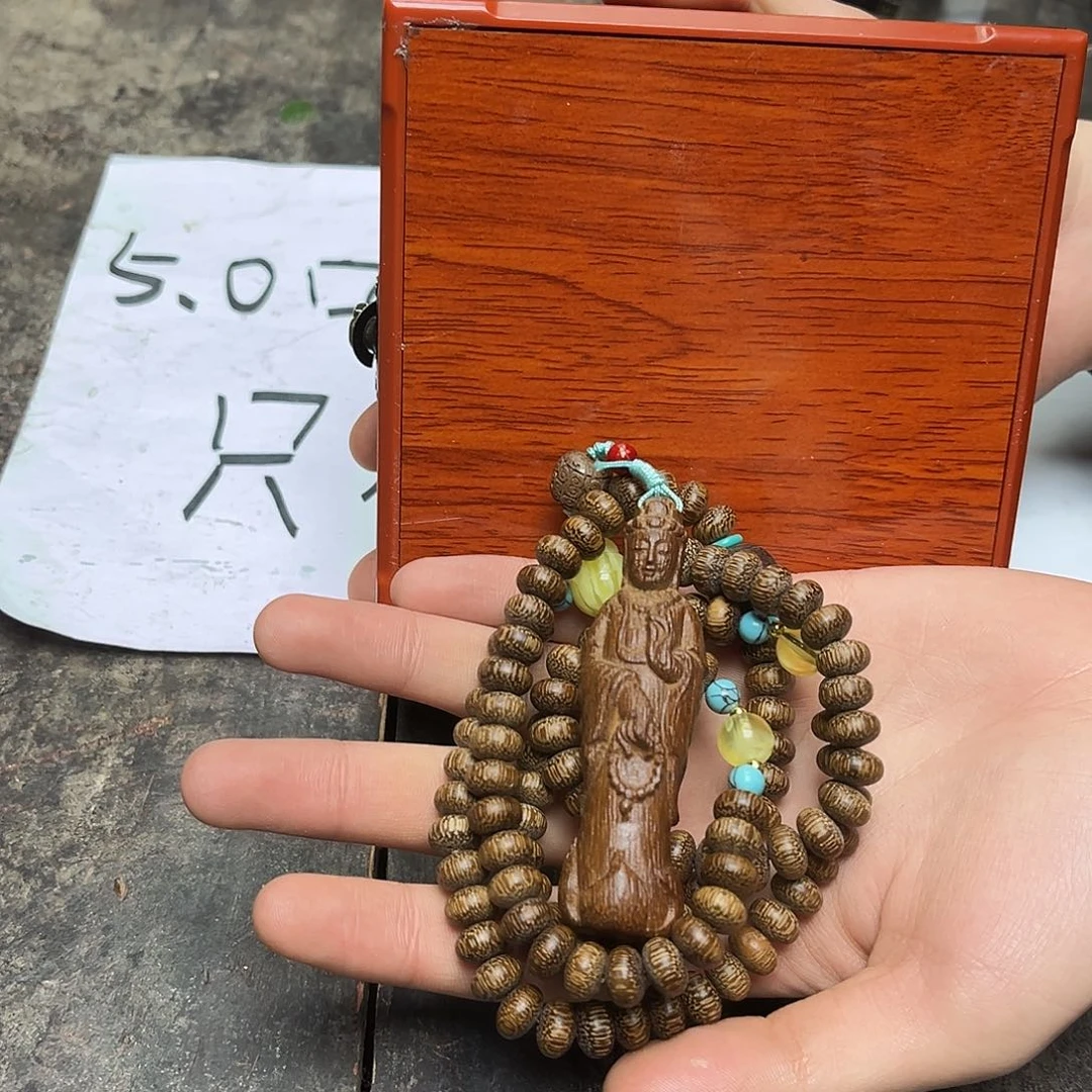 大叶紫檀（黑酸枝木类）