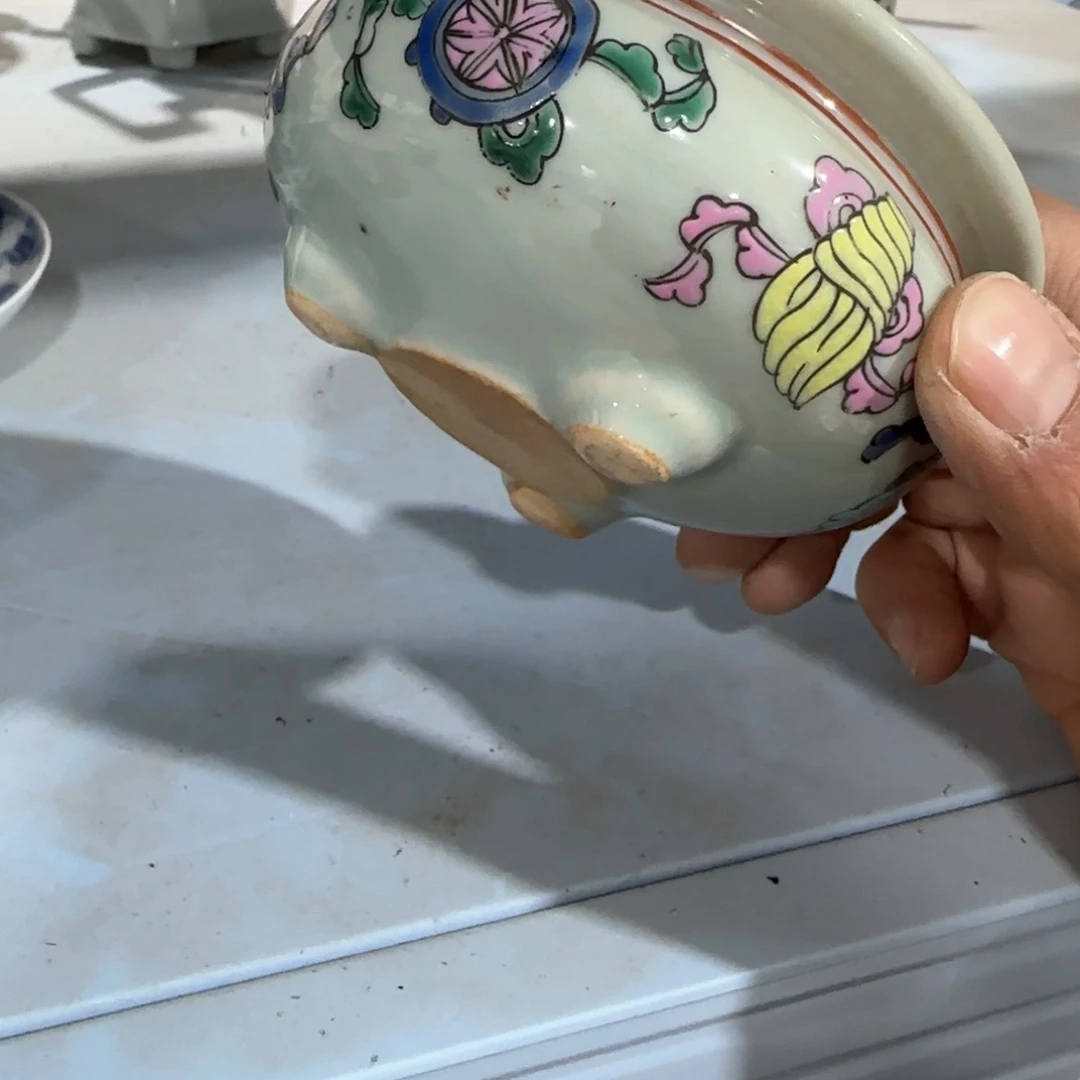 瓷片嗯困难面前就是没有人了