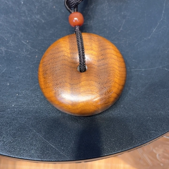 楠木（金丝楠）其他海****你金丝楠木平安扣