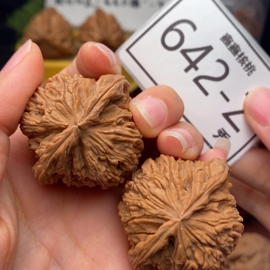 文玩核桃把件南疆40……