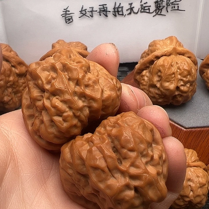 文玩核桃把件蛤蟆