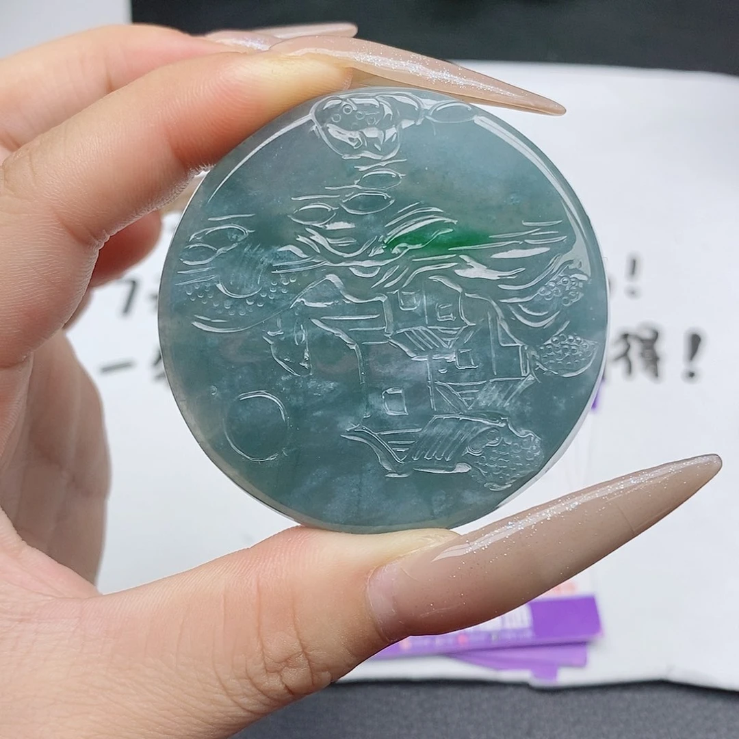 颈饰未镶嵌翡翠