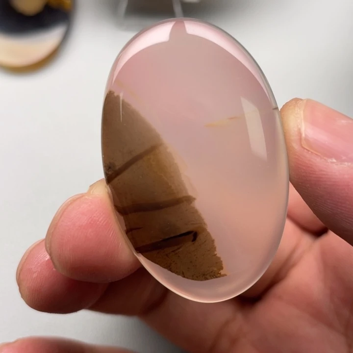 玛瑙/玉髓颈饰未镶嵌?****了