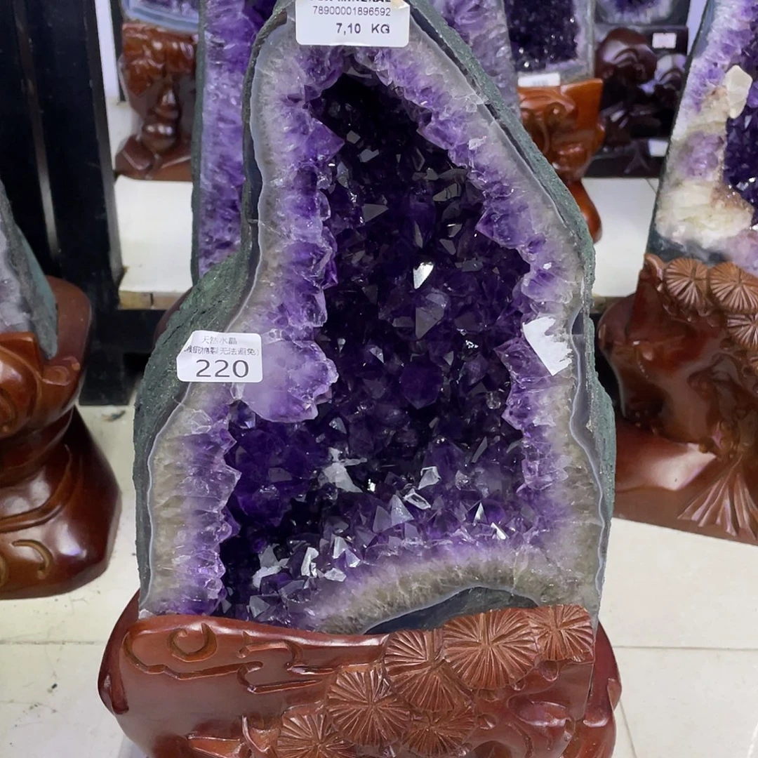 紫晶大型摆件（非配饰）未镶嵌朱
