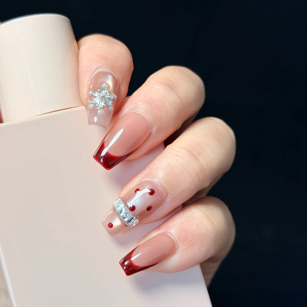 【红絮】秋冬显白酒红波点法式高级感纯手工穿戴甲美甲