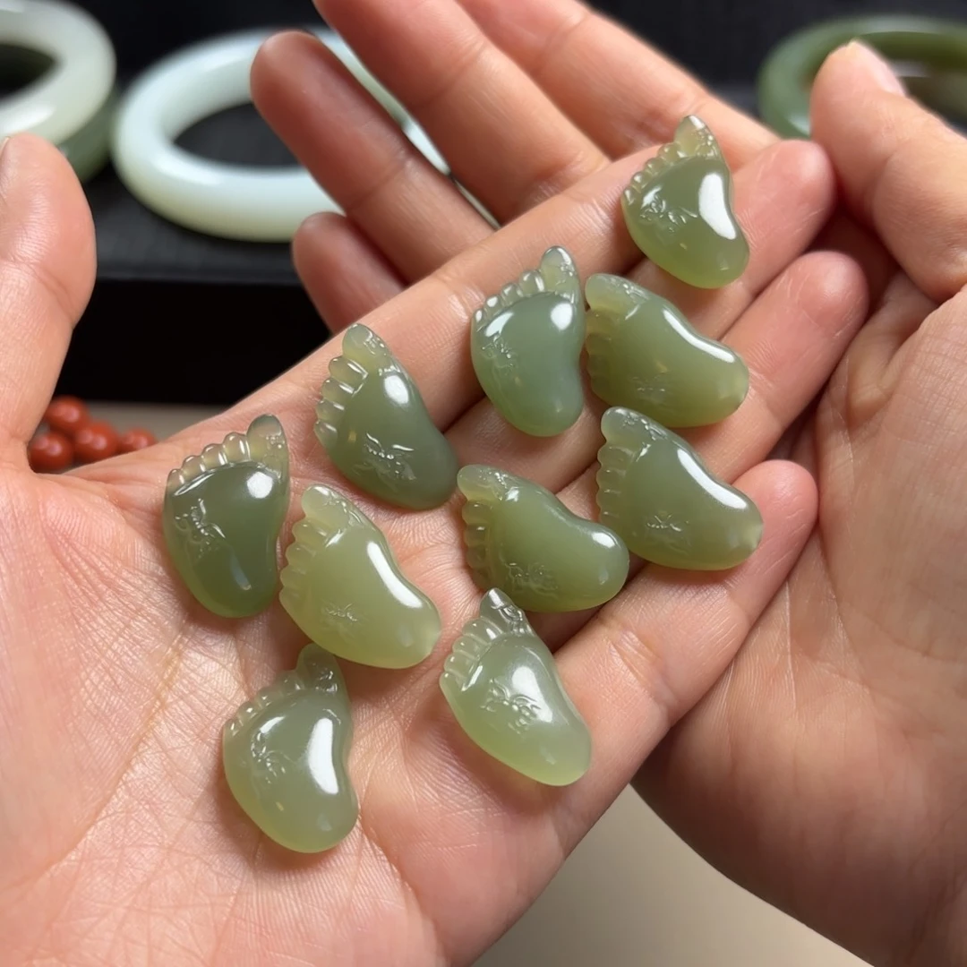 颈饰未镶嵌和田玉拍一发一