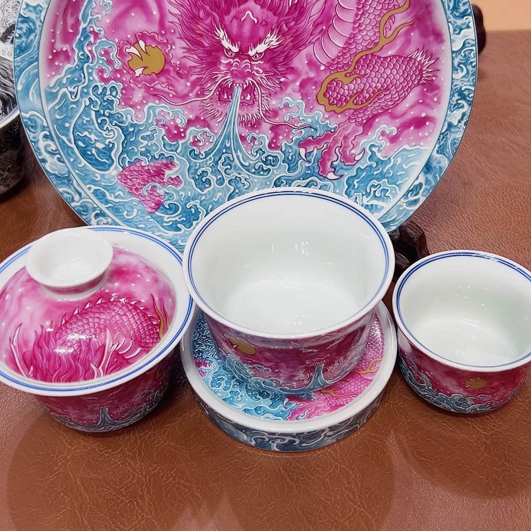 摆件景德镇陶瓷学院等单位联合举办了多