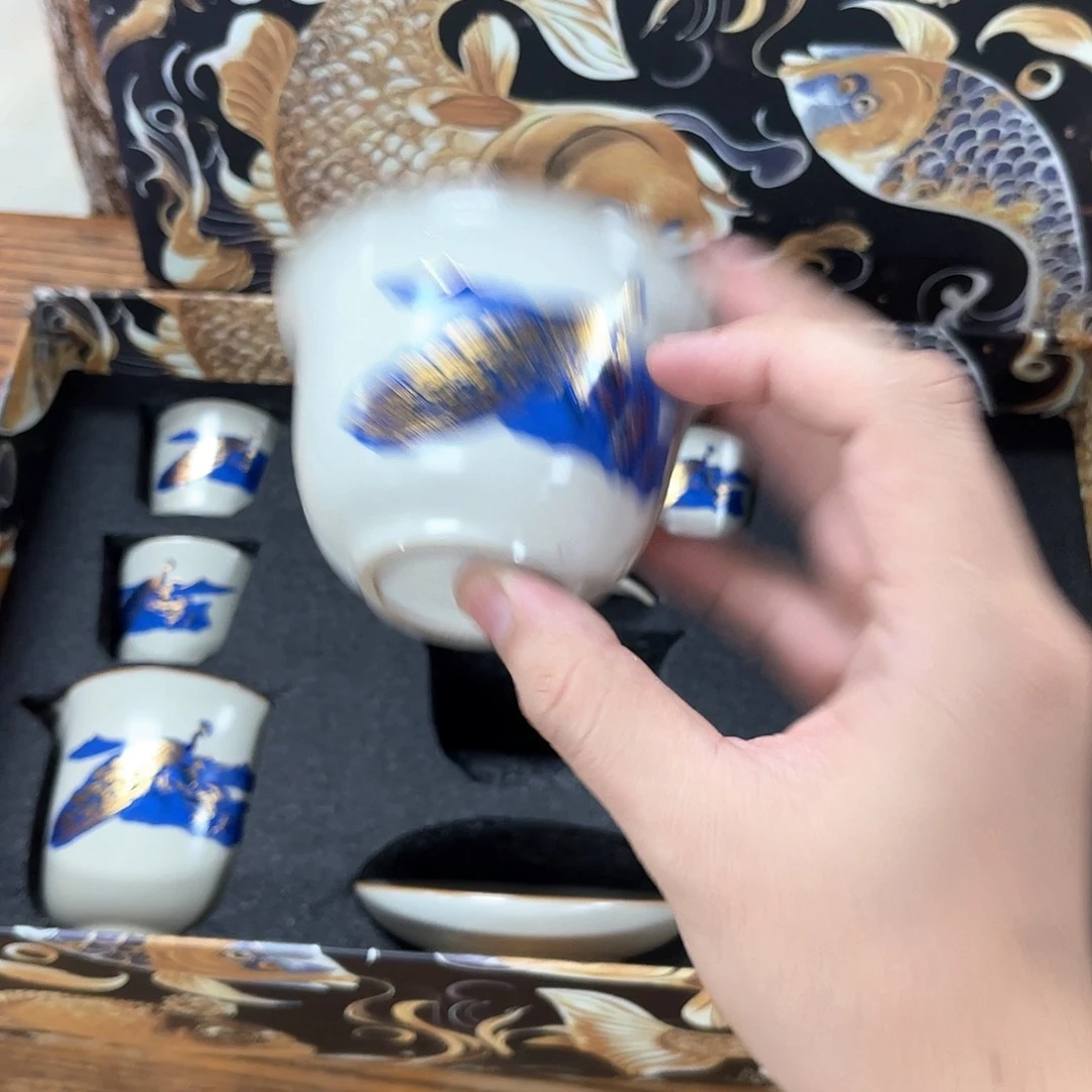 孤品茶具套装等。