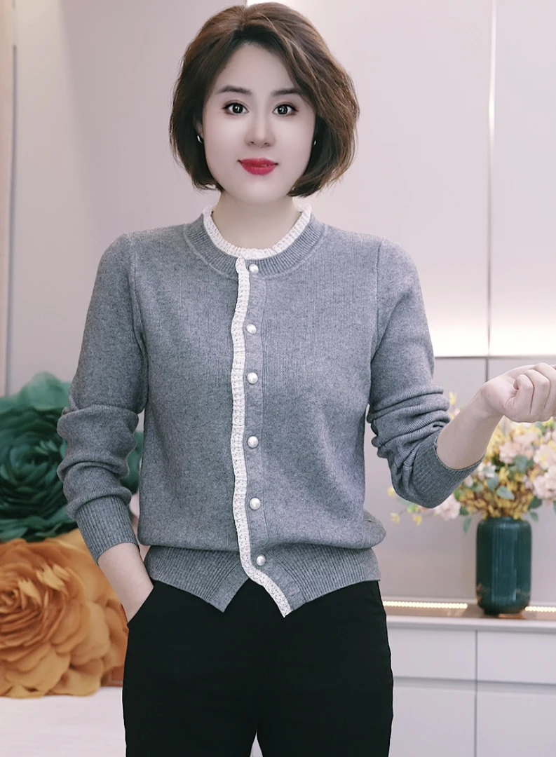 出水芙蓉·圆领常规袖春季薄款冬季毛针织衫时尚百搭秋季女装