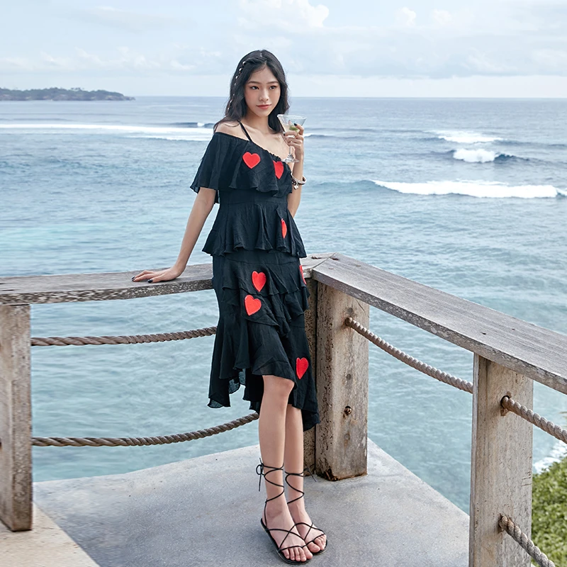 斜肩连衣裙不规则黑色裙子层层设计感