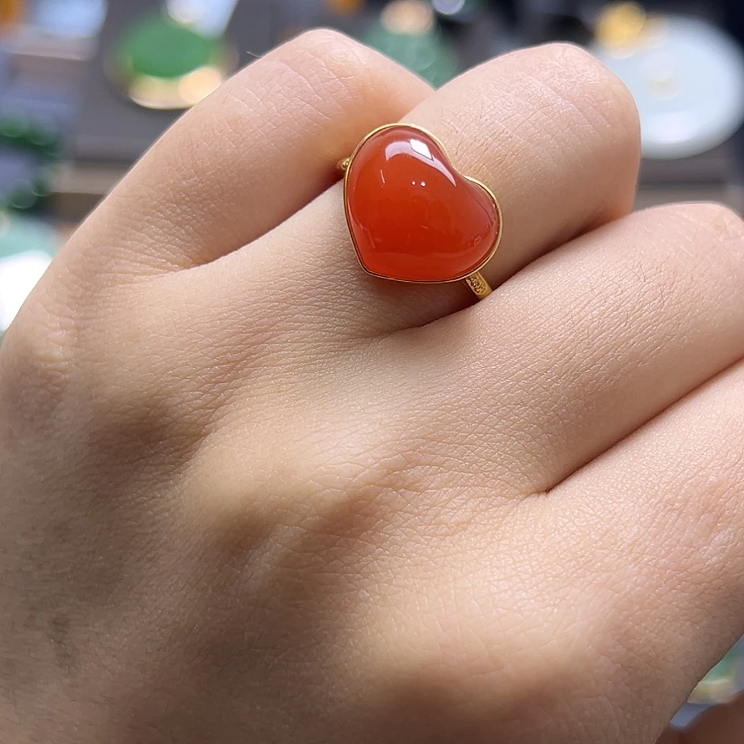 南红玛瑙18K金镶嵌戒指