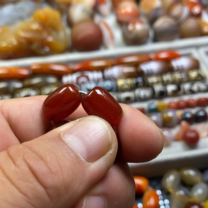 一***絮未镶嵌玛瑙/玉髓珠宝半成品桶珠2个