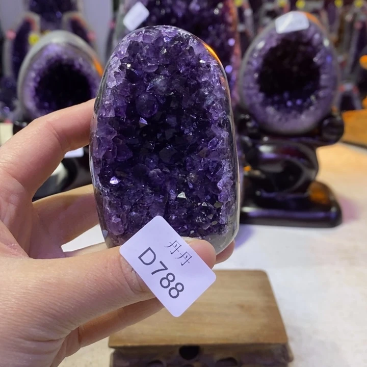 水晶摆件未镶嵌摆件