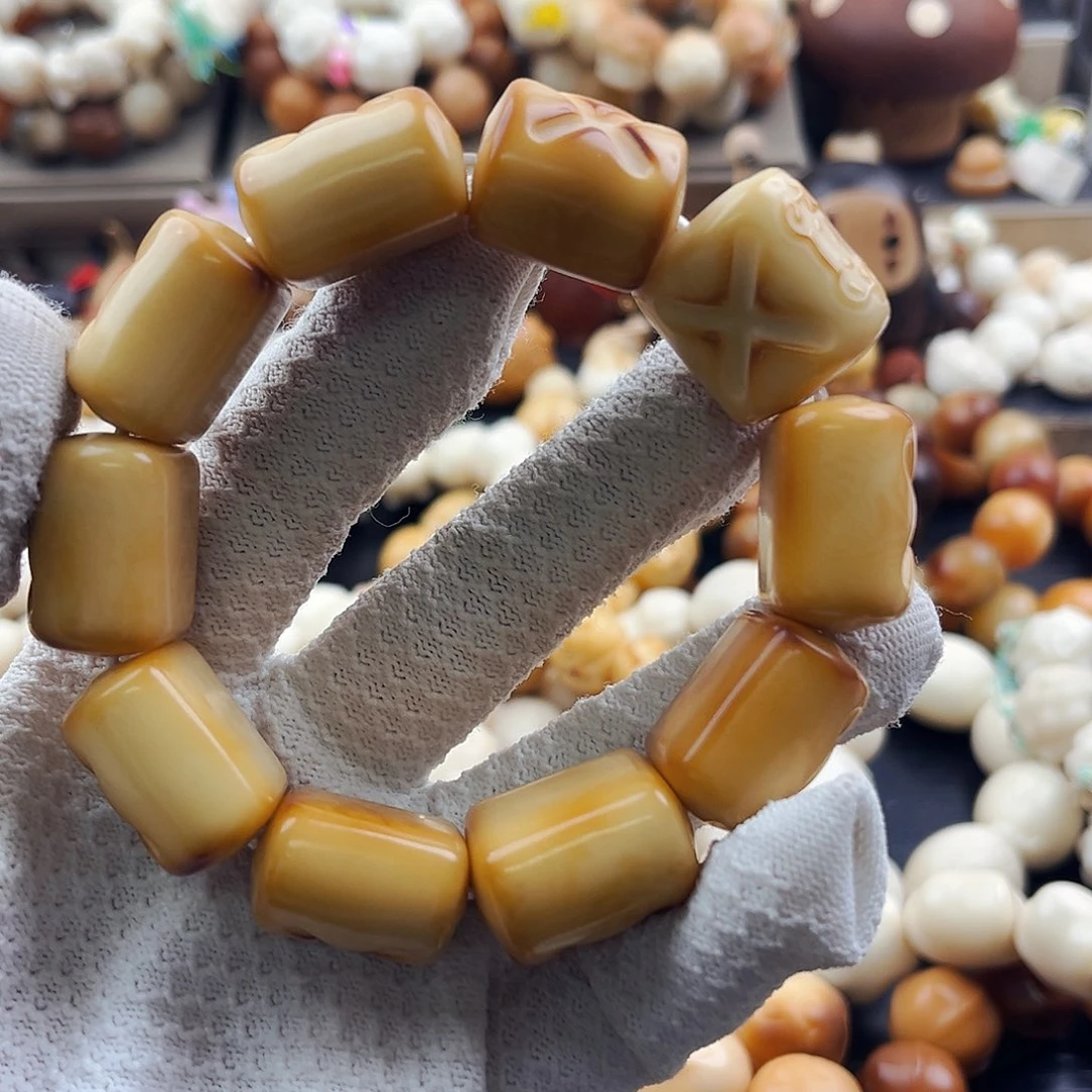 手串菩提根/象牙果烤色面包小熊880