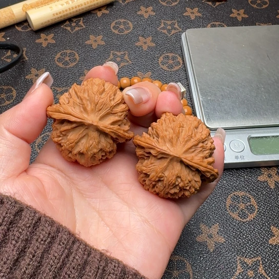把件文玩核桃43苹果园MO2I