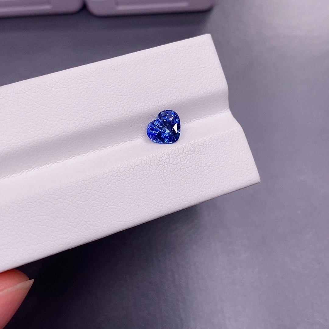 裸石蓝宝石1.275克拉