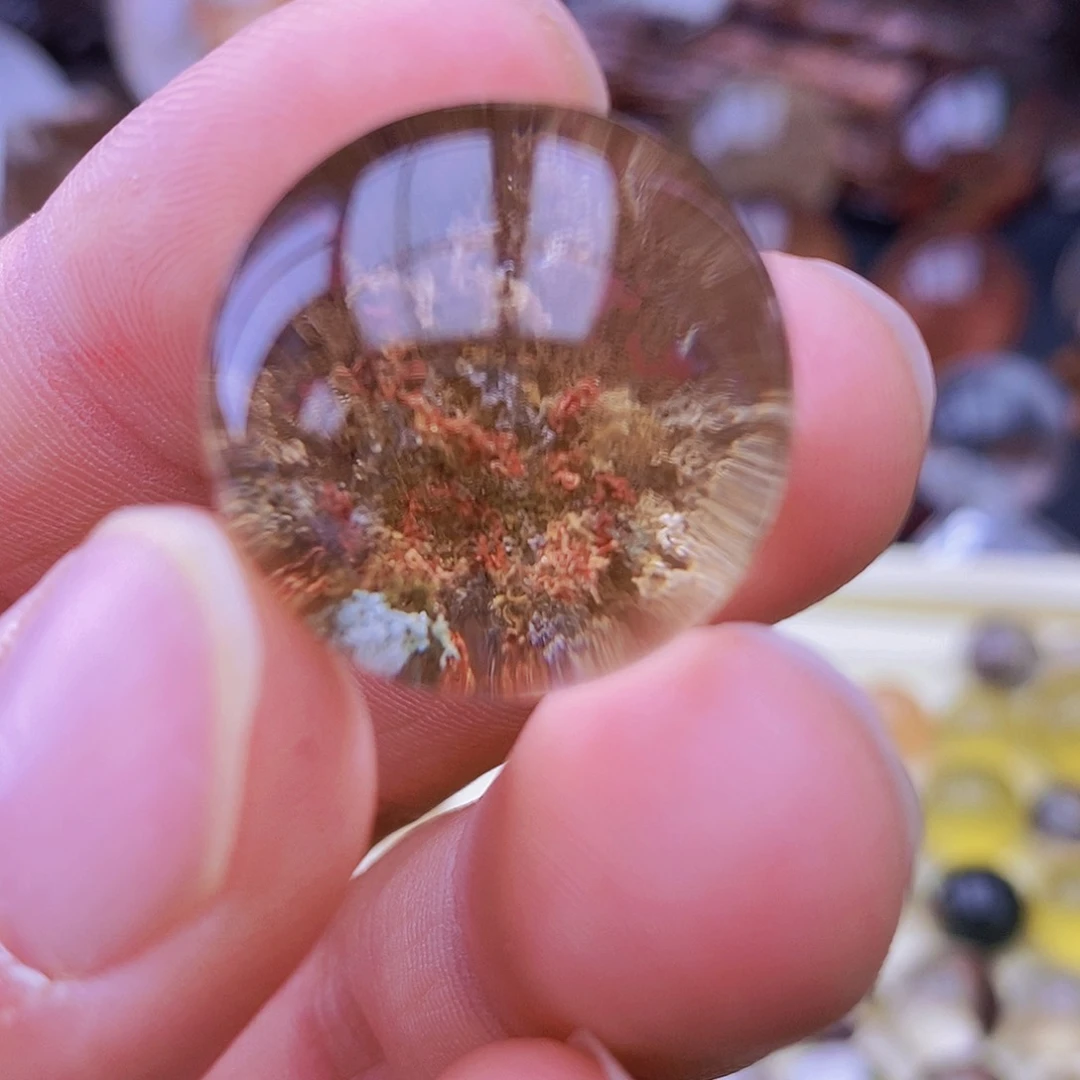 未镶嵌珠宝半成品水晶?