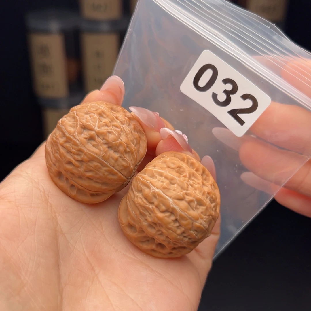 文玩核桃吊坠铁锤36全品