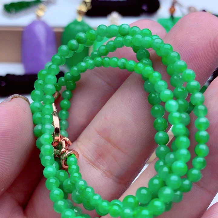 翡翠未镶嵌毛衣链