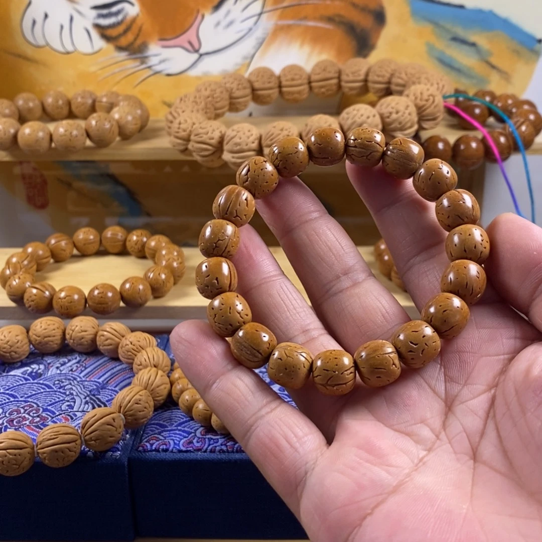 O***o桃核吊坠东北红魔老型光珠