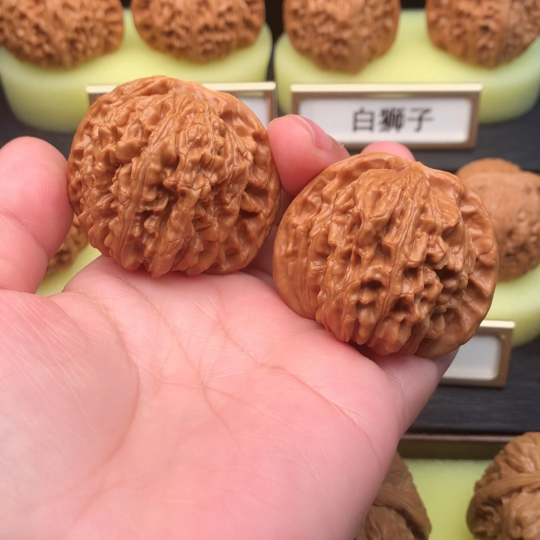 文玩核桃吊坠627号山地楼44