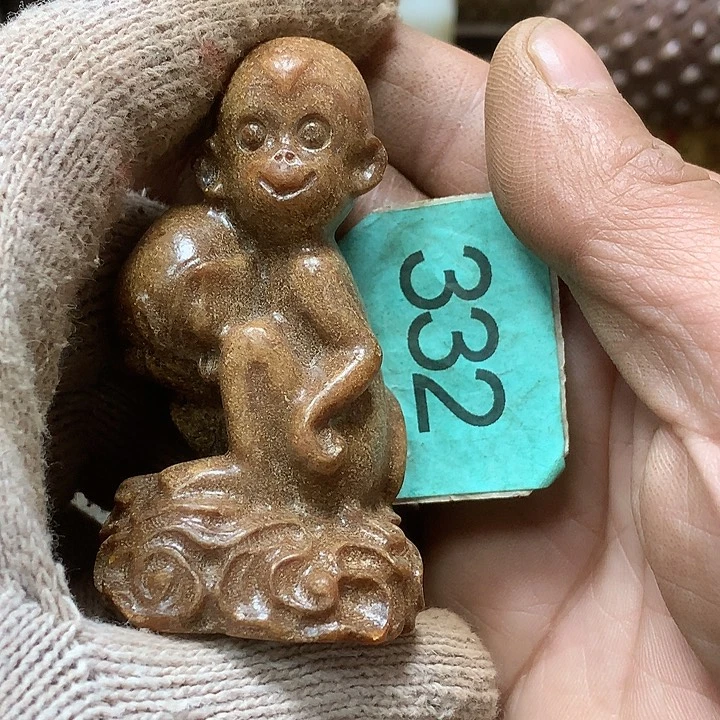 未镶嵌和田玉挂件?*