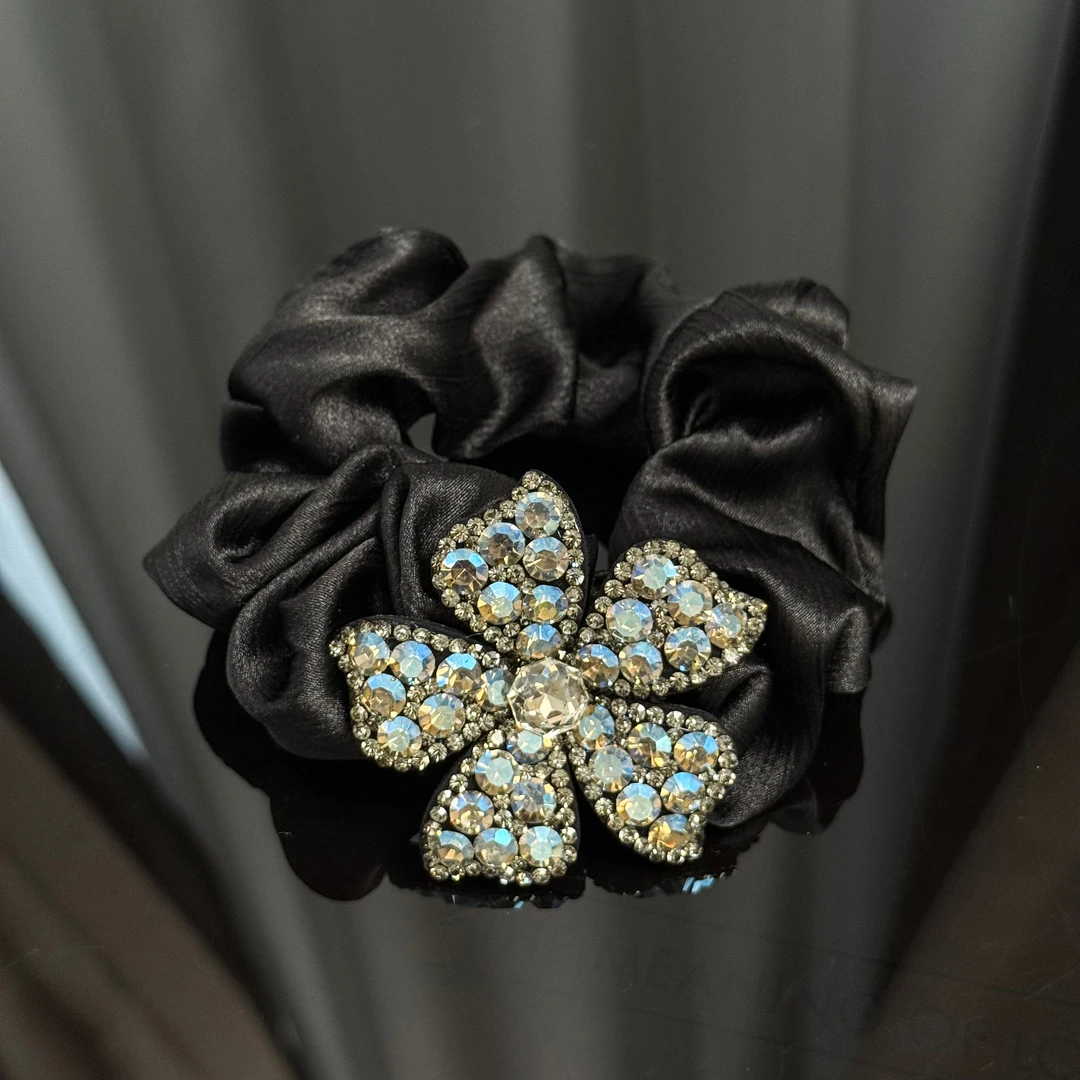 BAOSHATI/宝莎缇F-516轻奢满钻花朵高弹发圈