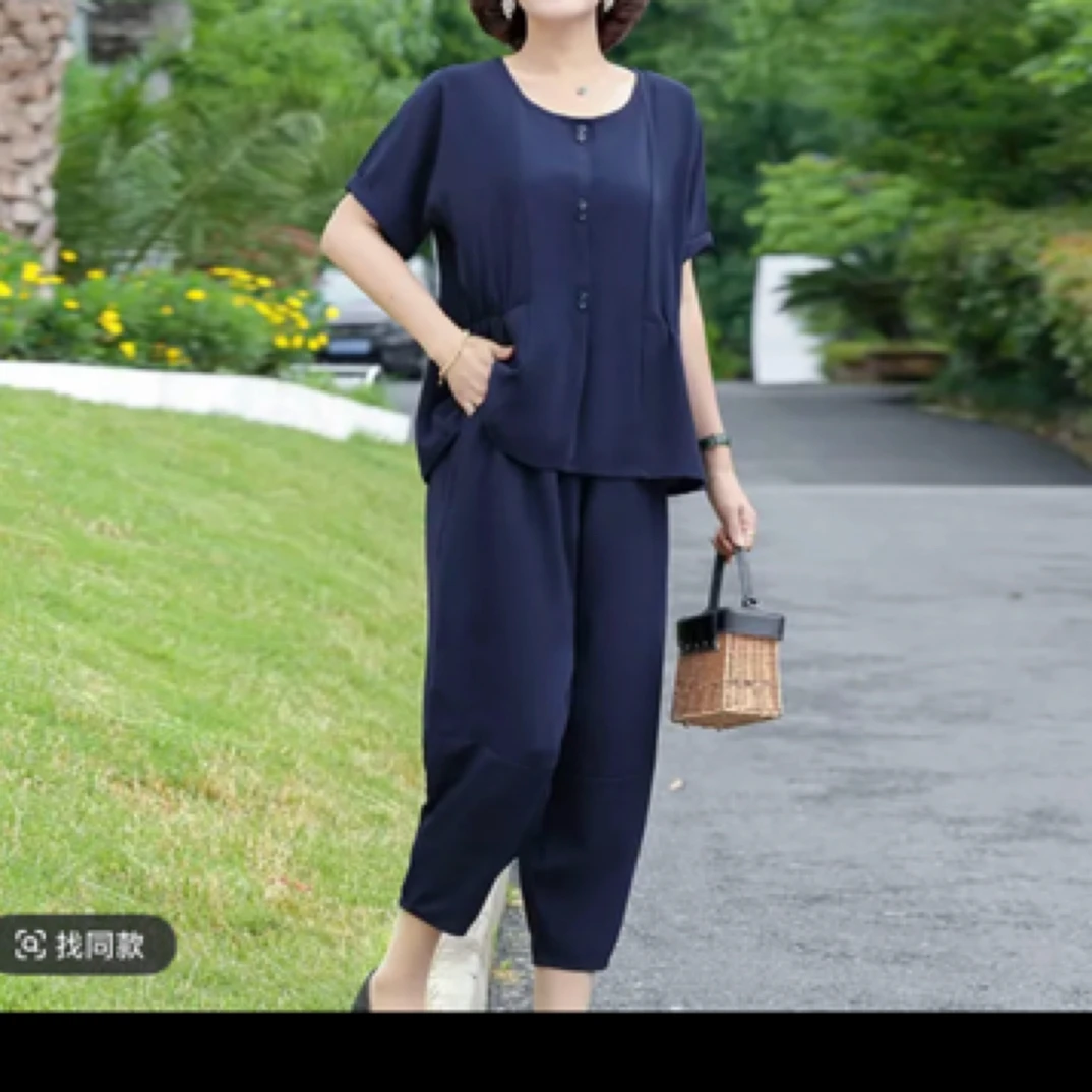 燕子6113中老年妈妈夏季时尚休闲短袖T恤搭配休闲裤套装