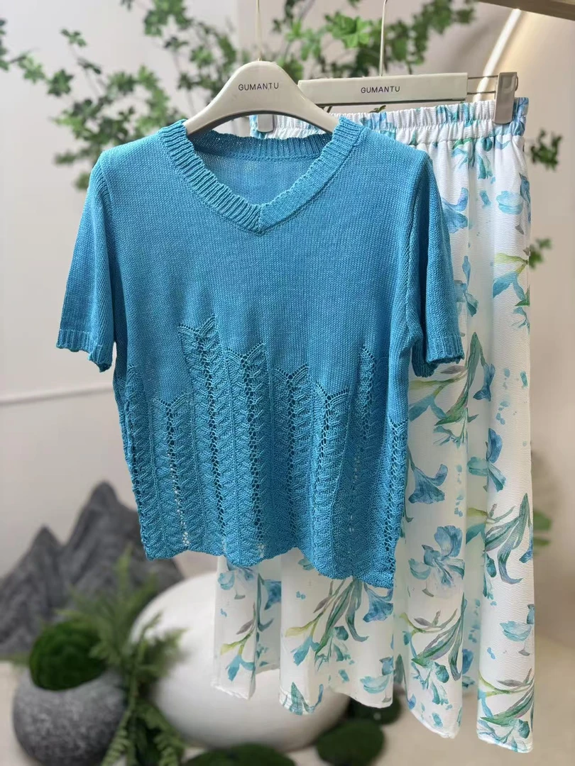 GK001蓝色简约百搭针织衫上衣