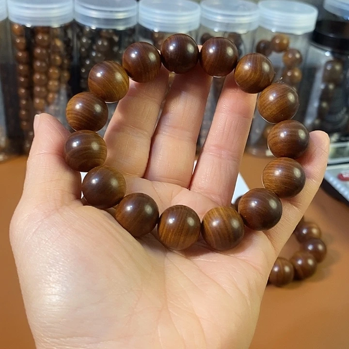 檀香木老山檀香1.5沉水