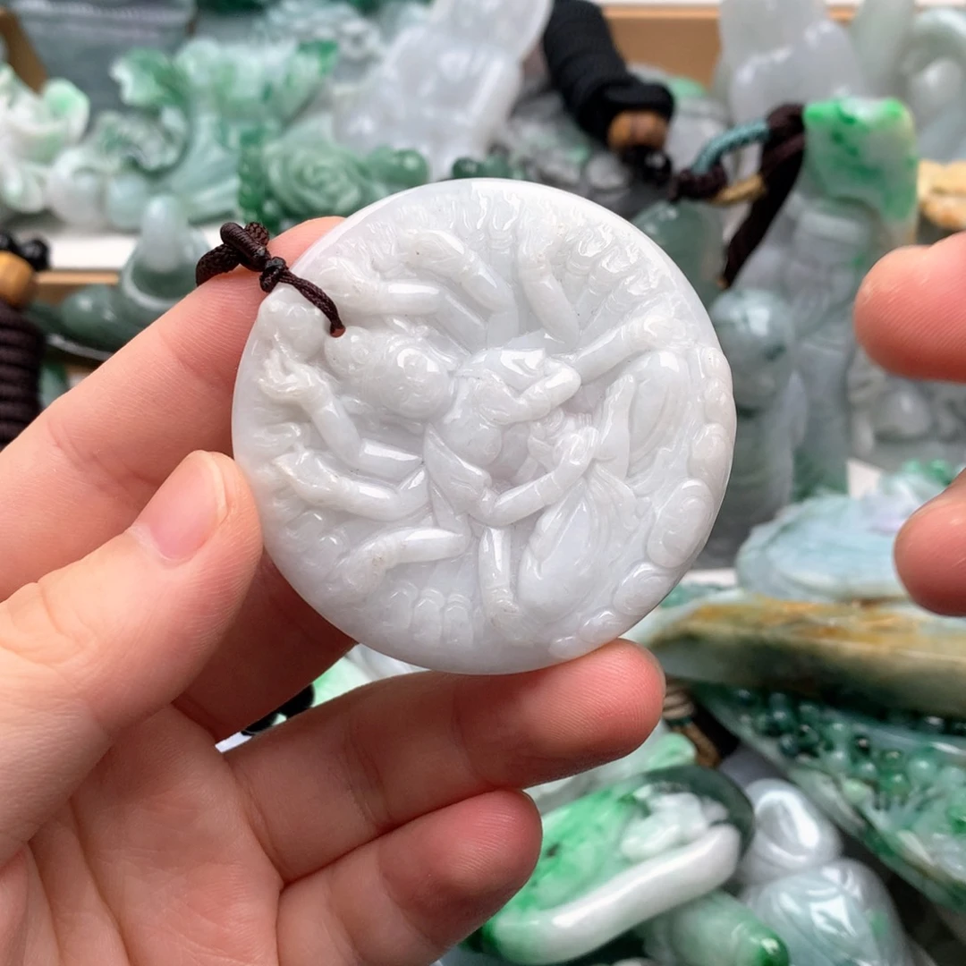 吊坠(不含链)未镶嵌翡翠