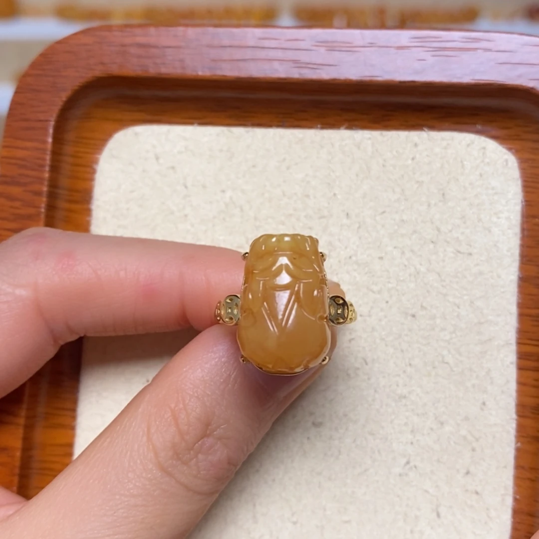 【闪购商品】蜜蜡银S925镀金镶嵌戒指戒指