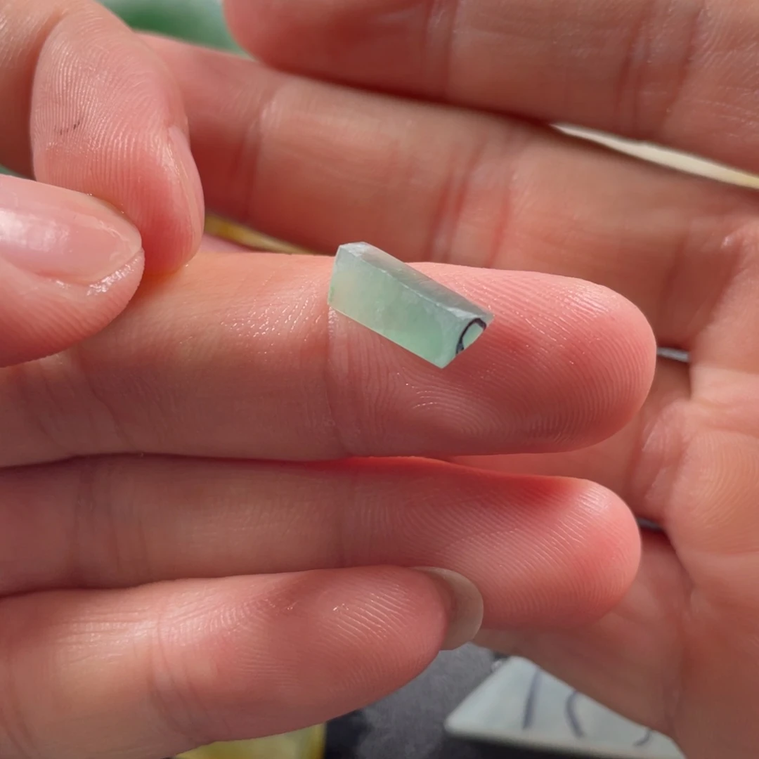 定制翡翠未镶嵌半圆