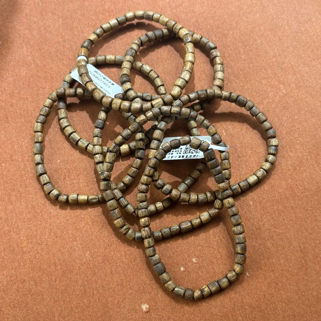 乌身原叶-沉香随型小桶珠手串多样性发其一S26021729