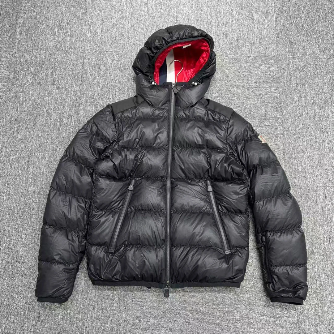99新 MONCLER 滑雪系列羽绒服/1码/编码18168