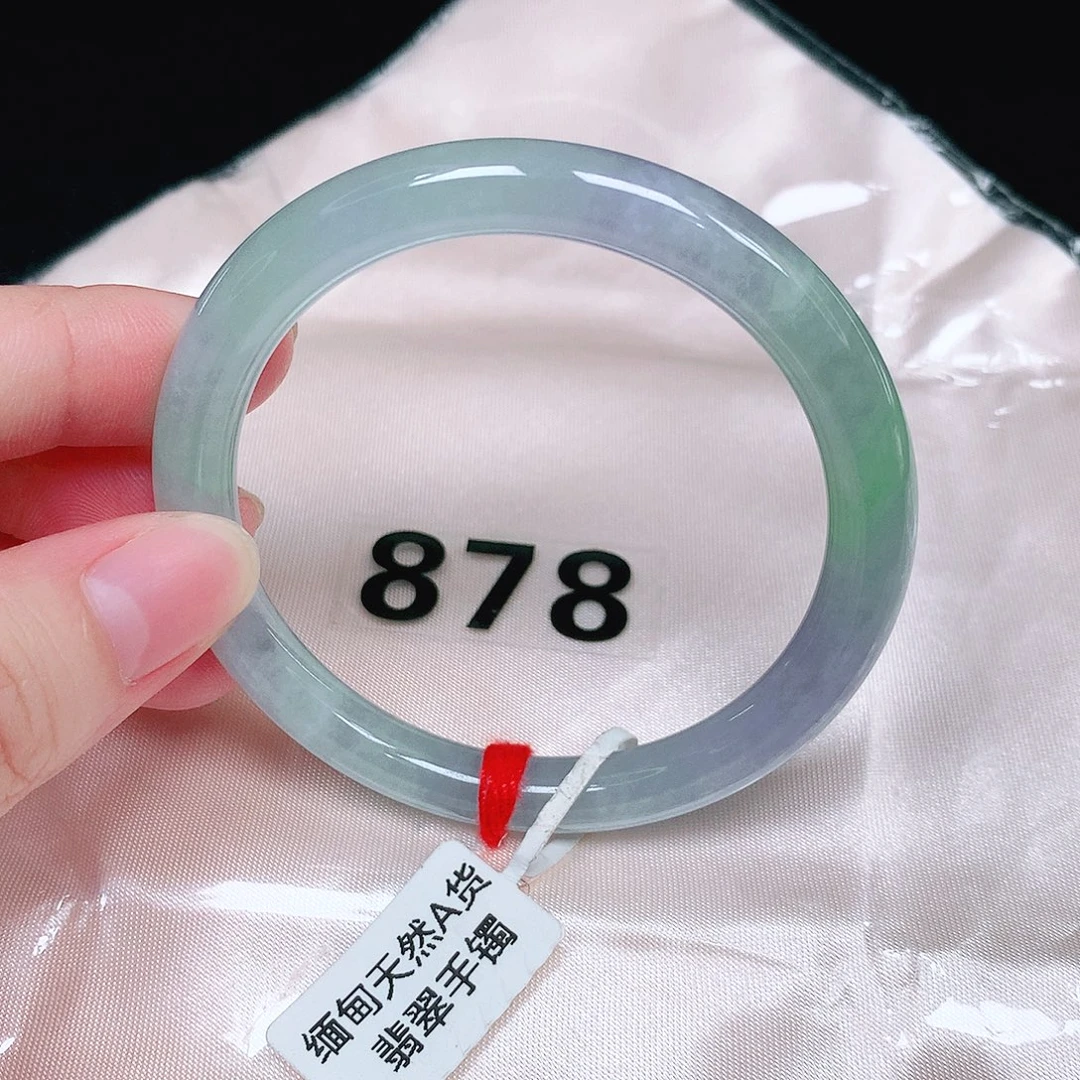 未镶嵌手镯（圆镯）翡翠