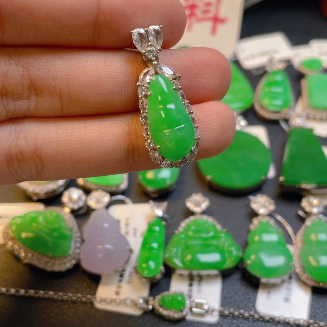 翡翠银S925镶嵌颈饰