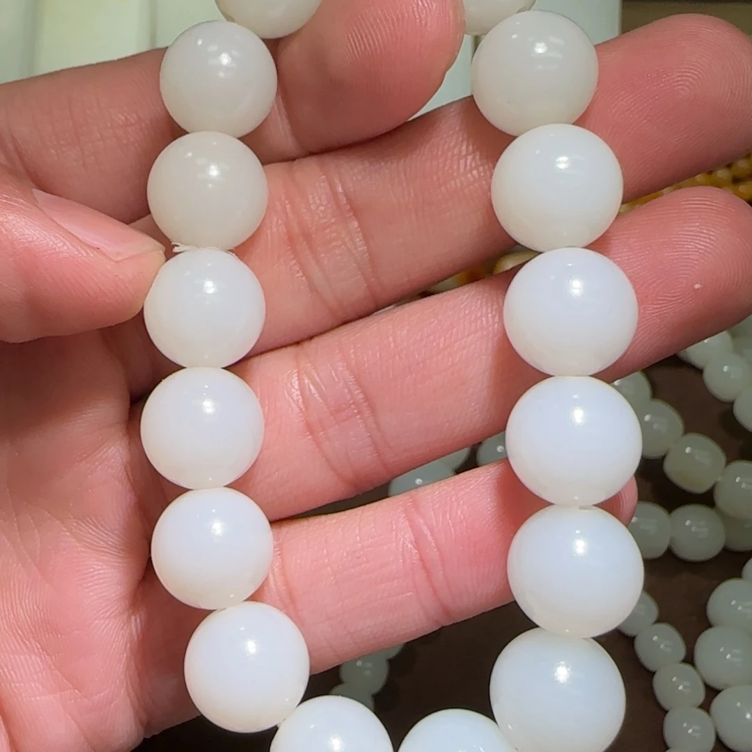 和田玉手链未镶嵌