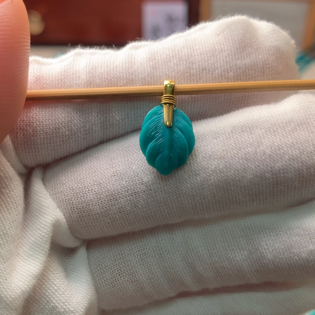 绿松石18K金镶嵌配饰j