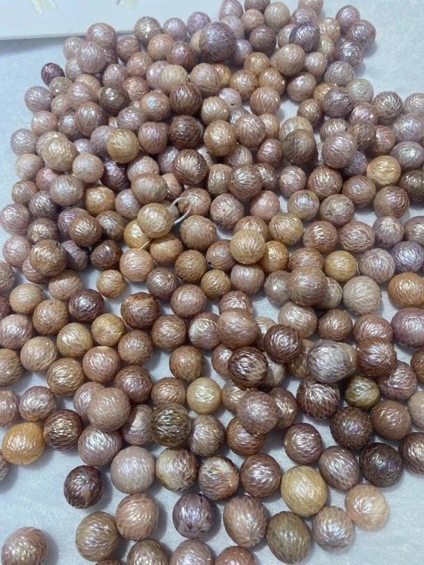 妍赛珠宝美饰结合多种风格设计多种点位下单发其一