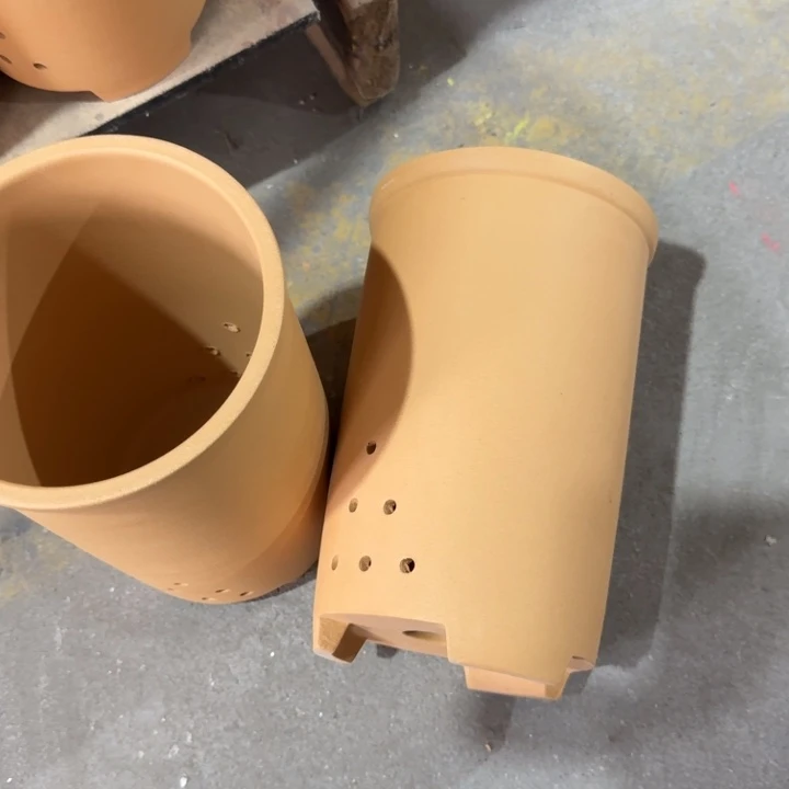 高度22口径14俩只 花盆