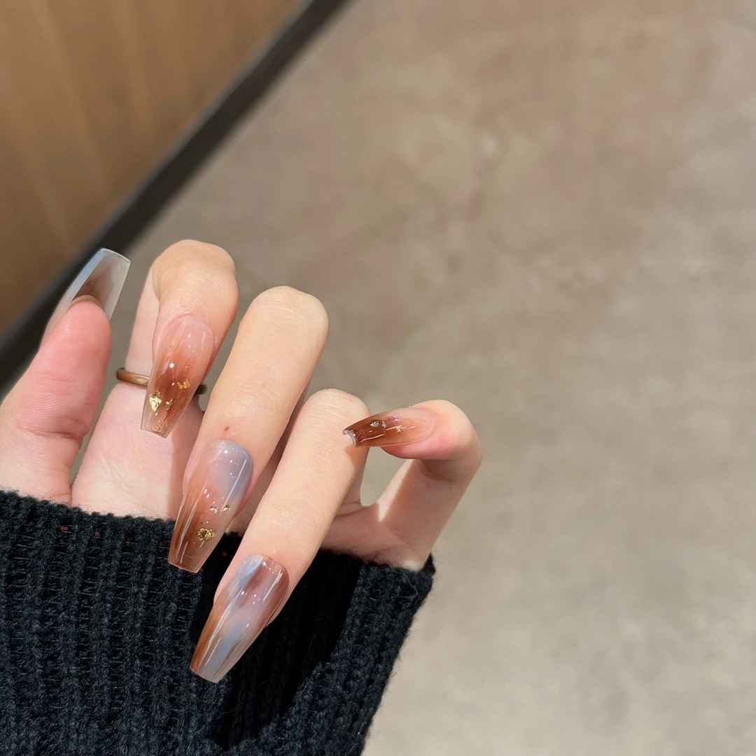 【焦糖拿铁】高级琥珀色雾霾蓝晕染法式渐变显白穿戴甲个性指甲贴片